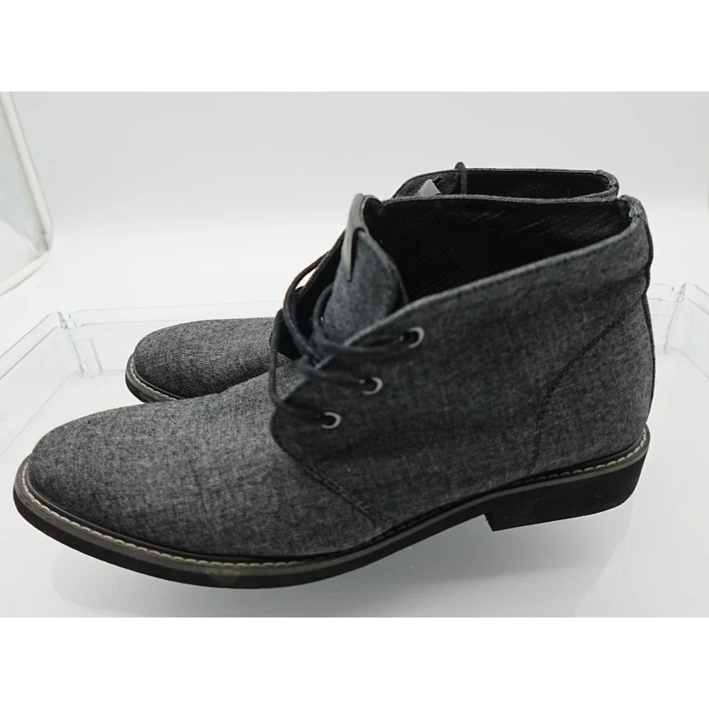GUESS GREY TEXTURED FABRIC LACE UP CHUKKA DRESS BOOTS MENS SIZE 11